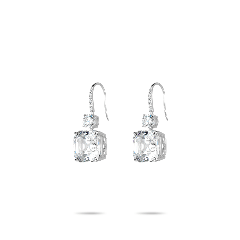 ＃3898　 ホワイトフォープロング アッシャーカット 気品漂う万能ピアス（925銀）