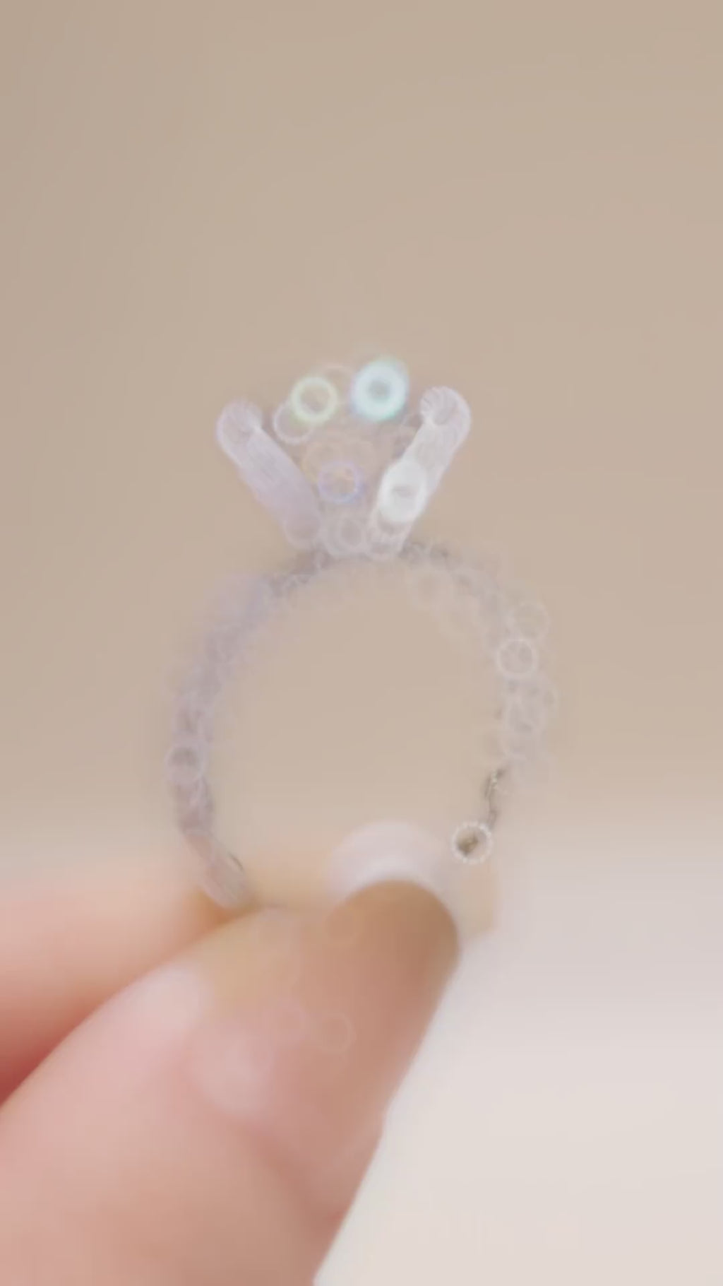 #10057 白い花火の六爪半輪全てダイヤモンドで埋め尽くされた万能指輪（925銀）